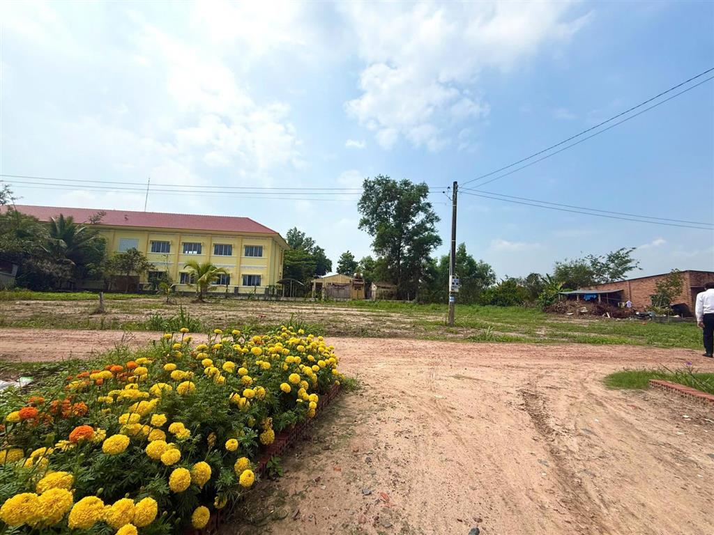 Cần bán gấp lô đất khu phố lộc an, an tịnh, tây ninh. dt 146m2, giá 500 triệu có thương lượng