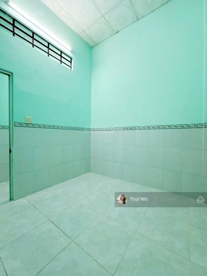 Bán nhà đẹp ngay chợ trảng bàng, 150m2 shr, đường nhựa oto, giá chỉ 860 triệu
