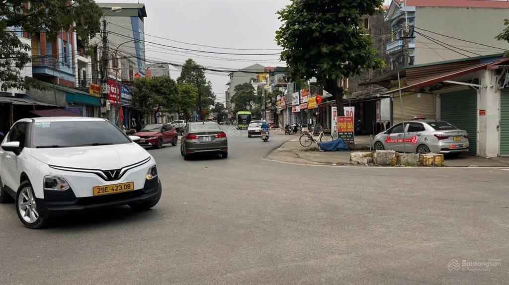 Nhỉnh 5 tỷ lô góc kinh doanh ngay mặt phố tiền phong  mê linh, vị trí đắc địa