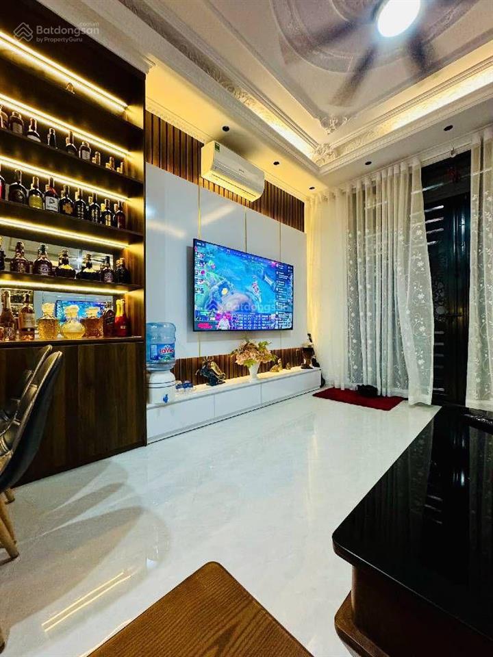 Bán nhà riêng phường cầu giấy, chủ bán chuyển đổi cho con đi du học giảm 600tr