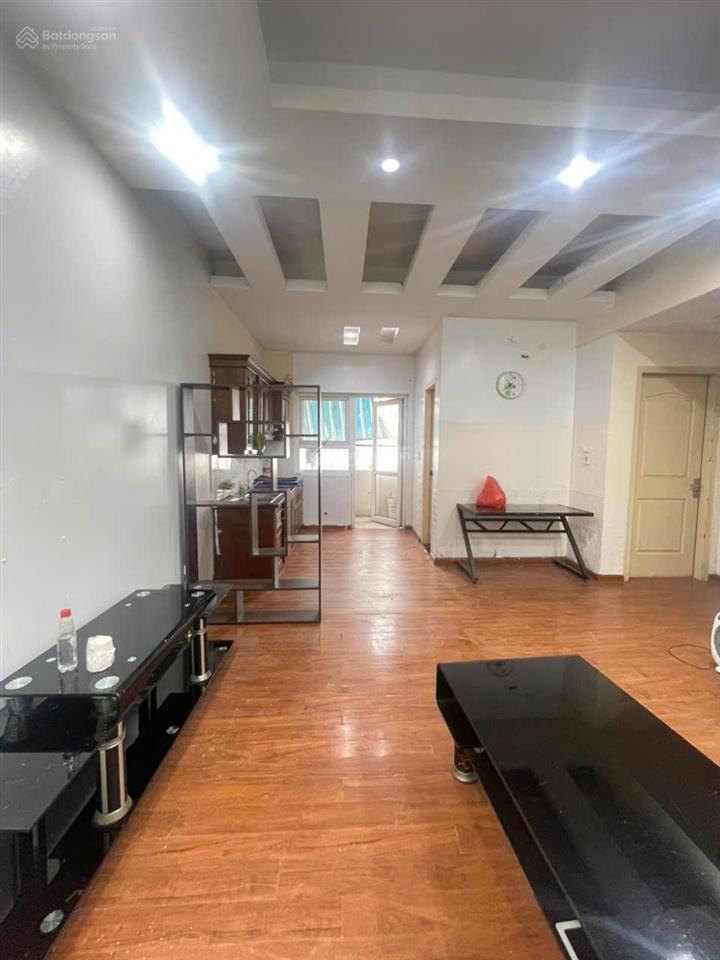 Cần cho thuê chung cư tầng 8, p812, ct4c, 2 pn, 2 vs, 68 m2
