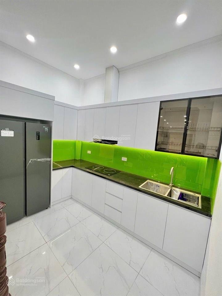 Chính chủ gửi bán gập nhà tt thường tín dt 50m giá 4 tỷ ô tô ngũ trong nhà đường thông vị trí đẹp