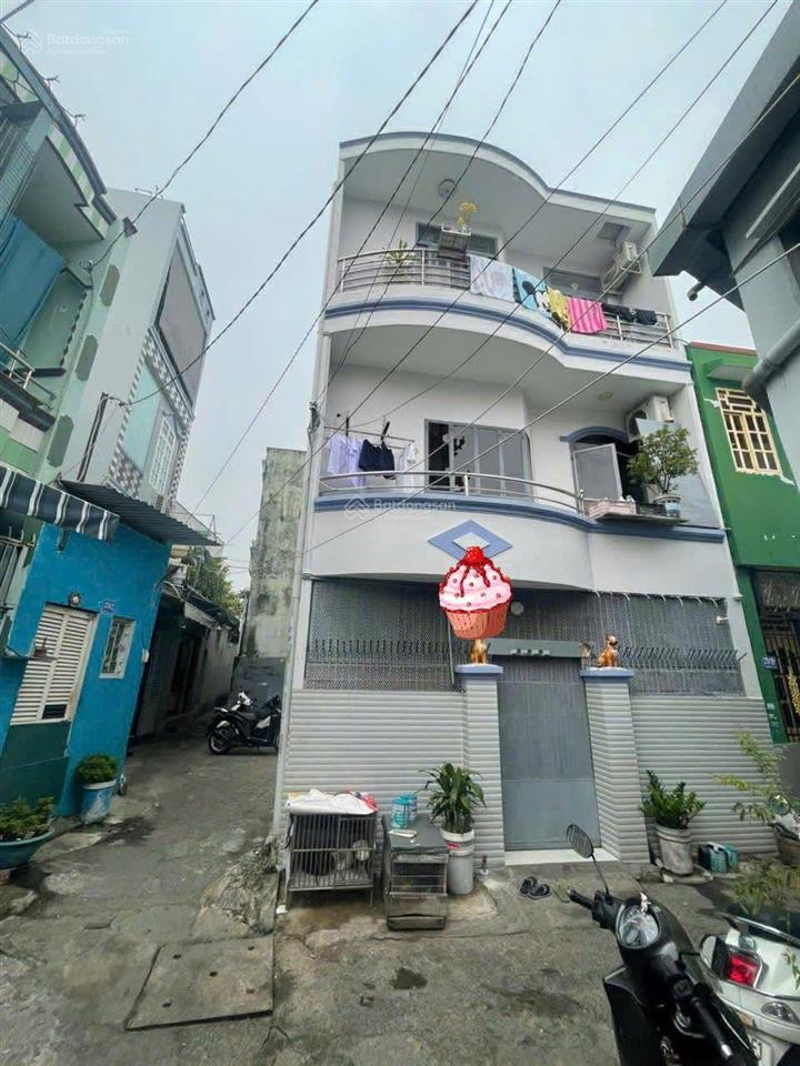 Bán nhà bình đông p15 q8. sổ hồng riêng diện tích 6x12. công nhận 71,2m2. 1 trệt 2 lầu. 3 tỷ 900