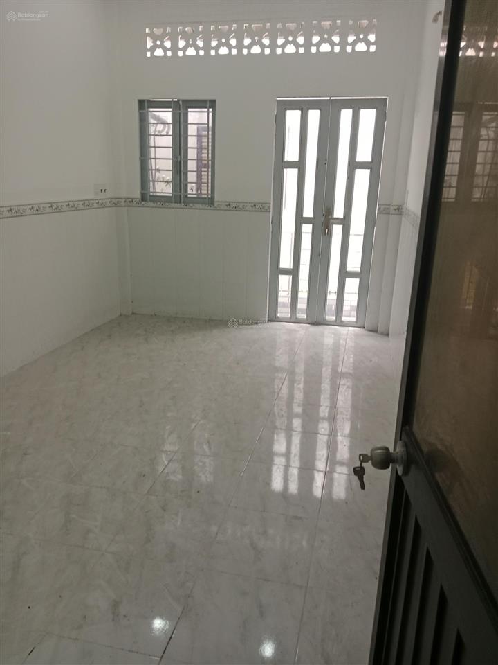 Bán nhà lưu hữu phước p15 q8. giá 1tỷ 300. diện tích 3x7. 1lầu 2pn. hẻm 3 gác