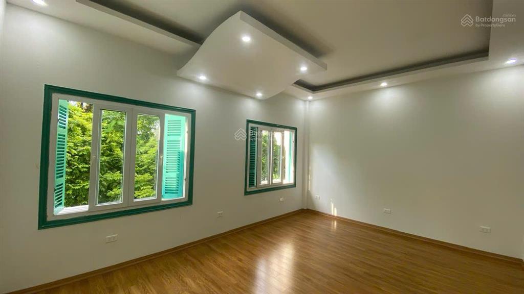 Chính chủ cho thuê nhà mặt phố 71 lê hồng phong giá thuê 4560 triệu  ms giang 0967 576 ***