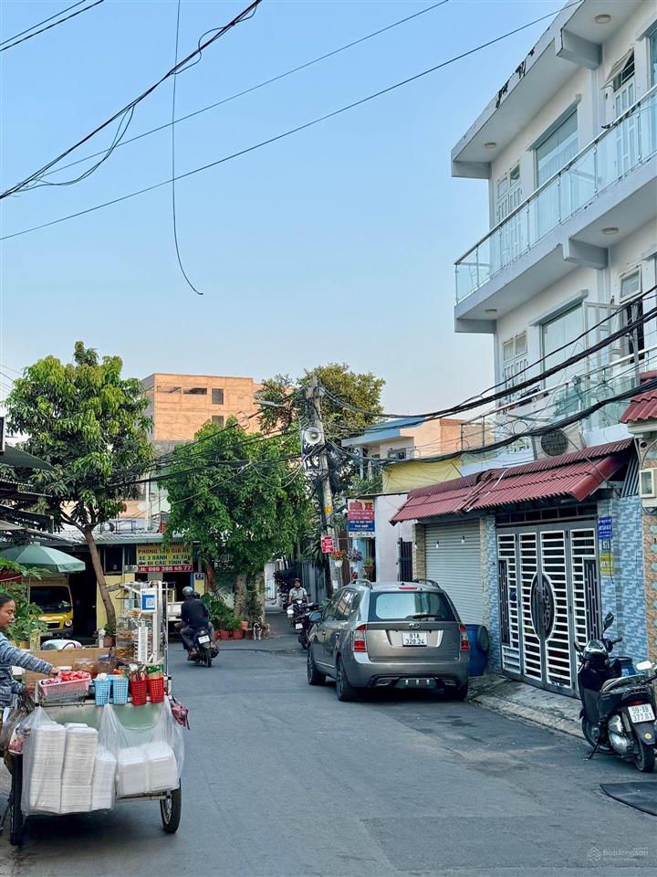 Nhà đẹp 3 tầng, 4pn, 4wc ngay suối tiên ga metro  quận 9 4.3x23 100m2 chỉ 8.2 tỷ  đường 10m