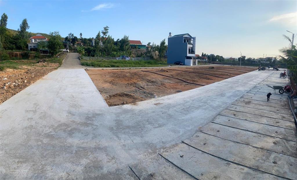 Chủ đi nước ngoài  bán gấp lô đất đẹp tuần châu  giá chỉ 20tr/m2