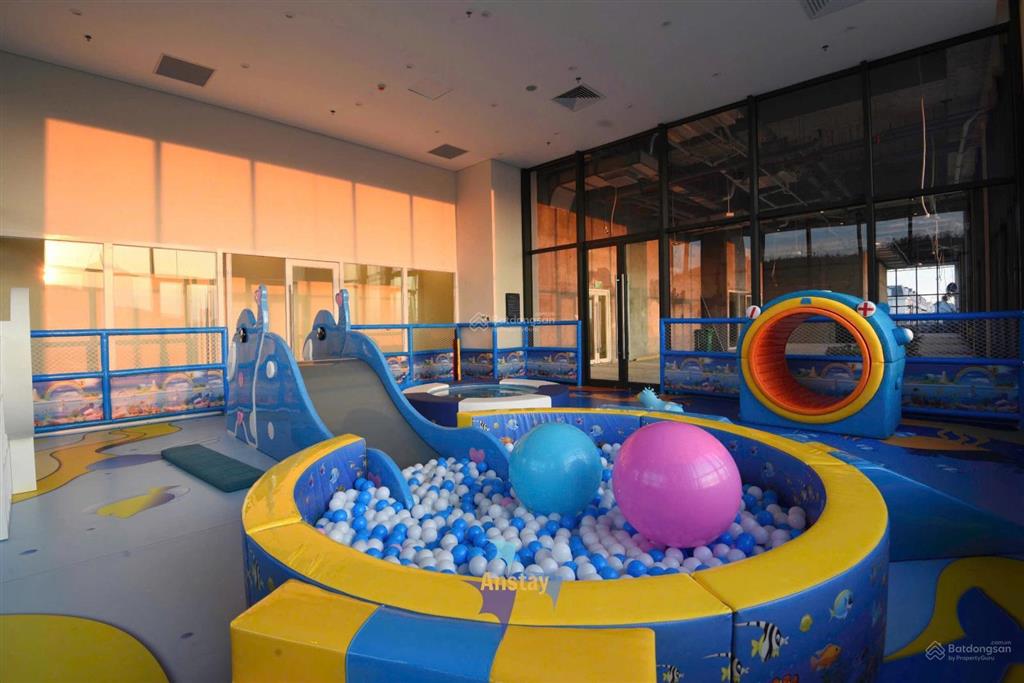 Bán condotel icon40 hạ long, 4,5 tỷ, 69m2, giá siêu hời! có sẵn dòng tiền