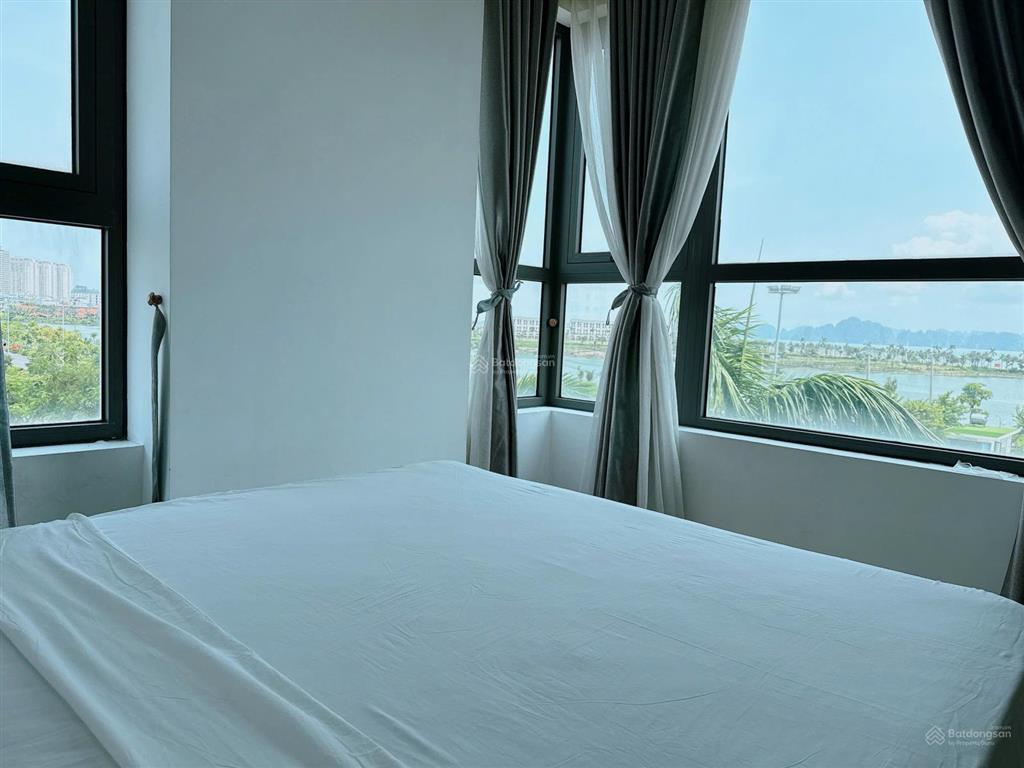 Hot chính chủ bán gấp green bay premium view trực diện biển, giá cực sốc
