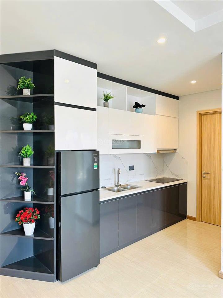 Bán cc view đẹp tại green bay garden, 2,49 tỷ, 64m2, 2pn, 2wc, đầy đủ nội thất, quảng ninh