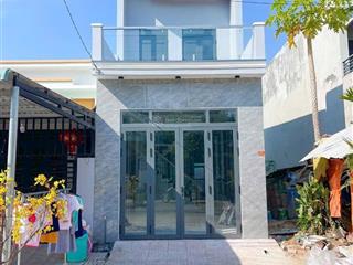 Chậm đáo hạn thanh toán, nên bên e thanh lý ra căn nhà cấp 4, 80m gần chợ bờ ngựa shr giá tl