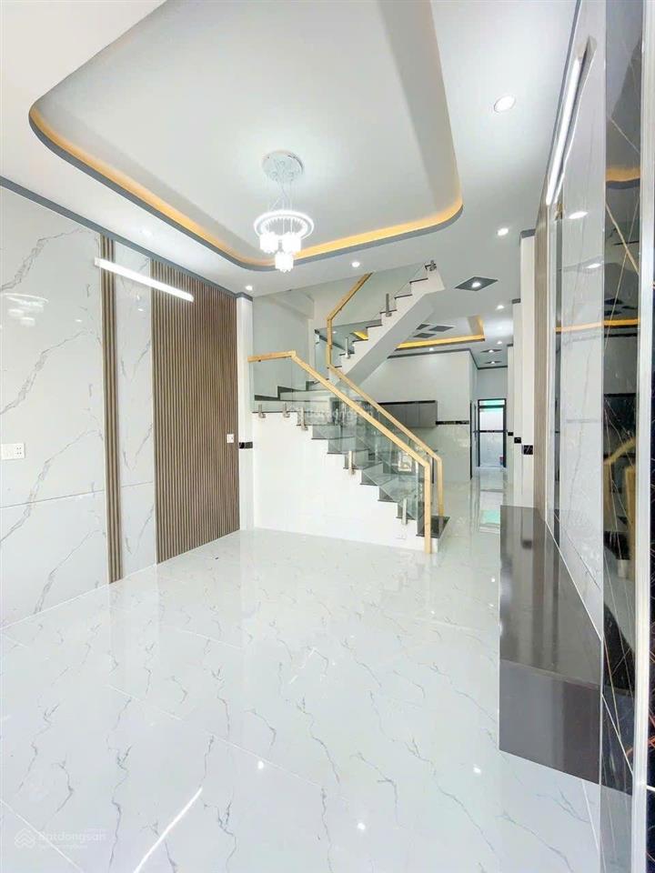 Chậm đáo hạn thanh toán, nên bên e thanh lý ra căn nhà cấp 4, 80m gần chợ bờ ngựa shr giá tl