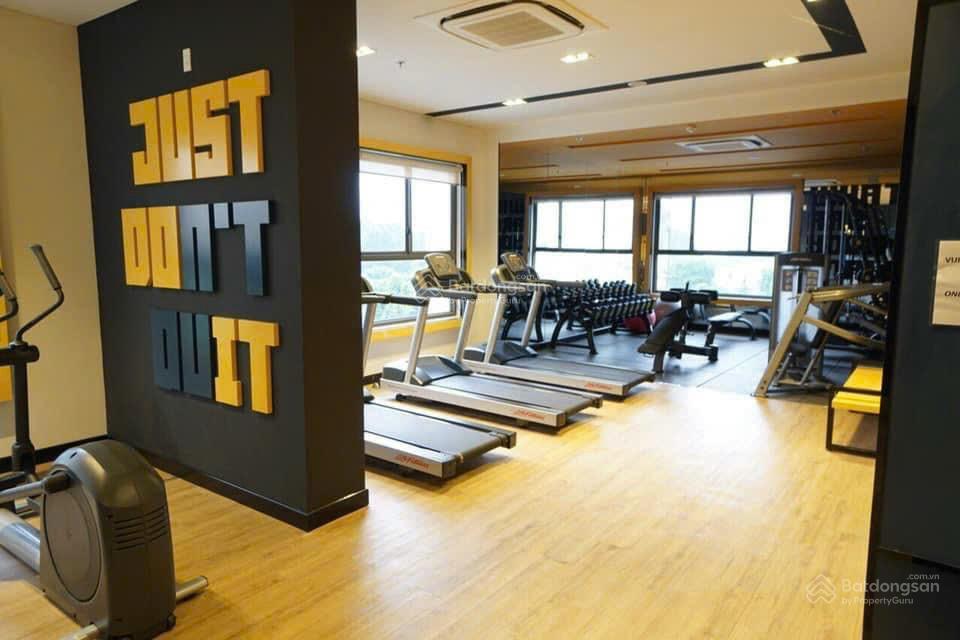 Bán nhanh chcc kingston. giá chỉ 13 tỷ. nằm 2 mặt tiền trung tâm phú nhuận.  em 0379 944 ***