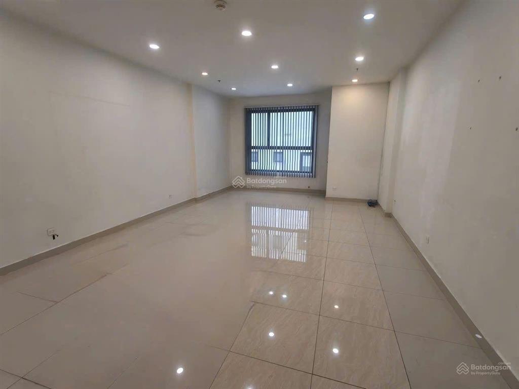 Một căn giá tốt mở văn phòng tại newton residence. em 0379 944 *** call/zalo