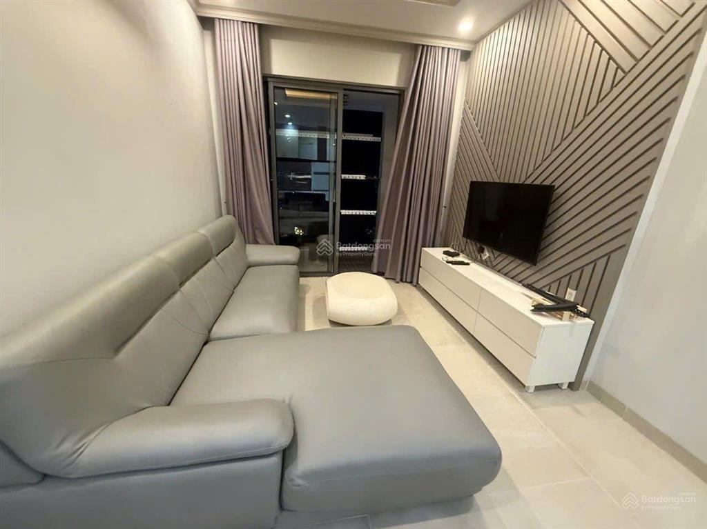 Bán nhanh chcc kingston. giá chỉ 7.28 tỷ. nằm 2 mặt tiền trung tâm phú nhuận.  em 0379 944 ***