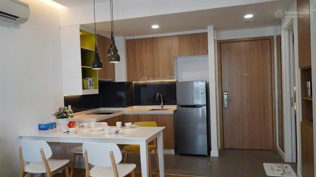 Chủ nhà cần bán chcc republic plaza chuẩn ks 5 sao. chỉ với 2.7 tỷ.  em 0379 944 *** call/zalo