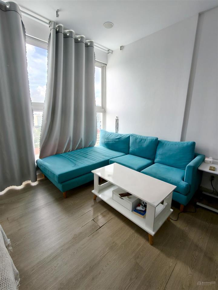 Cần cho thuê căn hộ chung cư cộng hoà garden. 75m2. giá 14 triệu.  em 0379 944 *** call/zalo