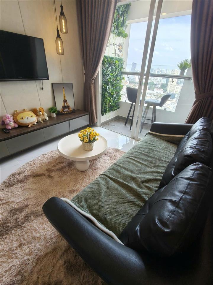 Chuyên bán chcc terra royal, 7,6 tỷ, 51,8 m2, tốt tại lý chính thắng, q3.  0379 944 ***
