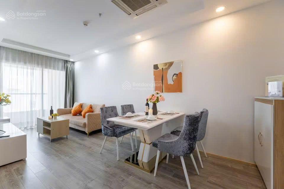 Bán chcc terra royal, 9,3 tỷ, 63,5m2, tốt tại lý chính thắng, quận 3.  0379 944 ***