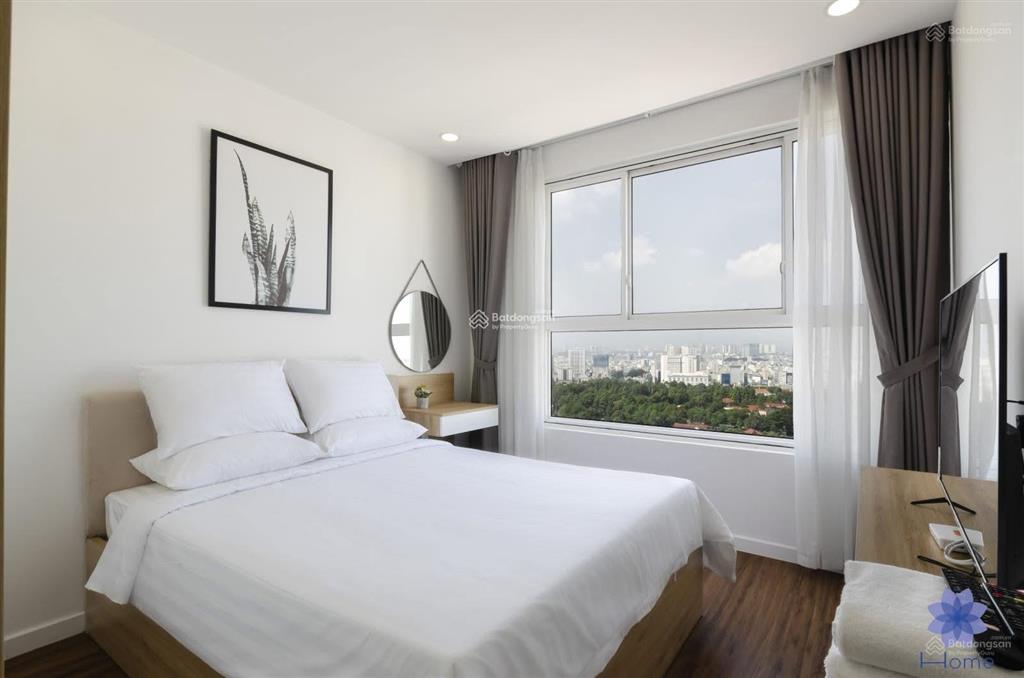 Cần bán nhanh chcc sky center officetel.  em 0379 944 *** sdt/zalo