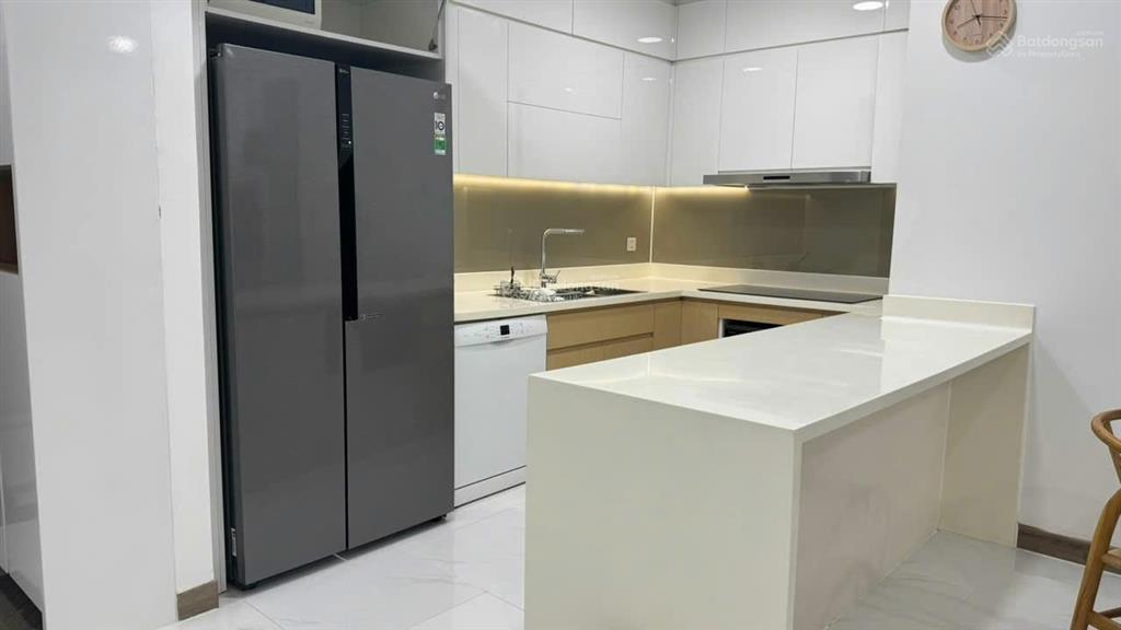 Cần bán nhanh chcc sky center officetel.  em 0379 944 *** sdt/zalo