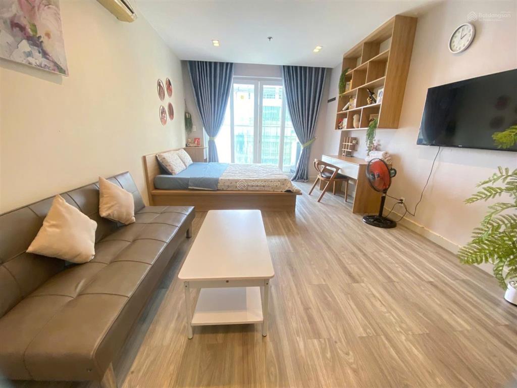 Cần bán nhanh chcc sky center officetel.  em 0379 944 *** sdt/zalo