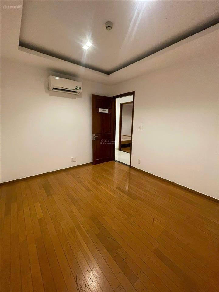 Cần cho thuê nhanh chcc sky center 3pn.  em 0379 944 *** sdt/zalo