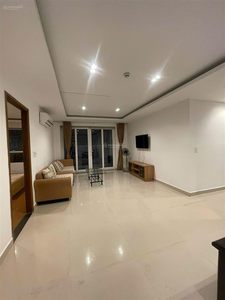 Cần cho thuê nhanh chcc sky center 3pn.  em 0379 944 *** sdt/zalo