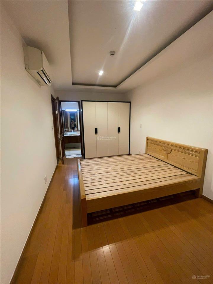 Cần cho thuê nhanh chcc sky center 3pn.  em 0379 944 *** sdt/zalo