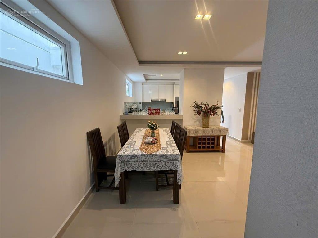 Cần cho thuê nhanh chcc sky center 3pn.  em 0379 944 *** sdt/zalo