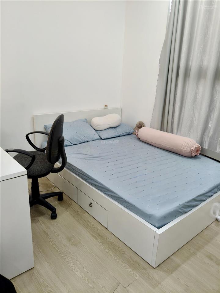 Cần cho thuê căn hộ chung cư cộng hoà garden. 75m2. giá 15 triệu.  em 0379 944 *** call/zalo