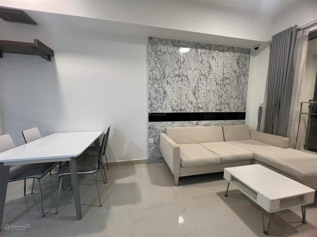 Chuyên bán và cho thuê nhiều chcc sky center officetel2pn3pn và sbay.  em 0379 944 *** sdt/zalo