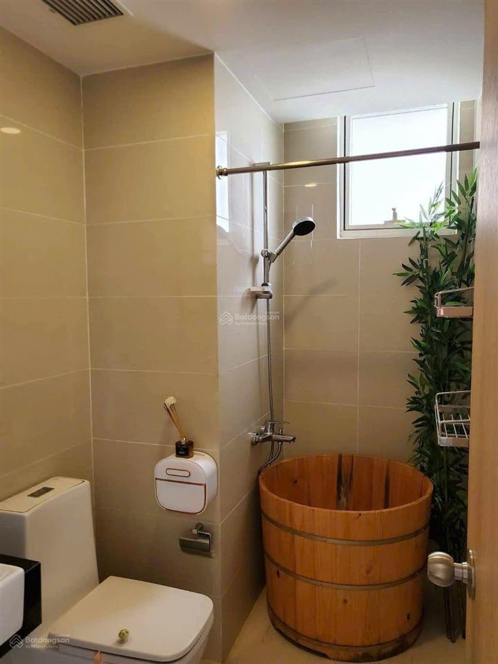 Chuyên cho thuê chcc cao cấp tại golden mansion. gọi ngay em 0379 944 ***6 call/zalo