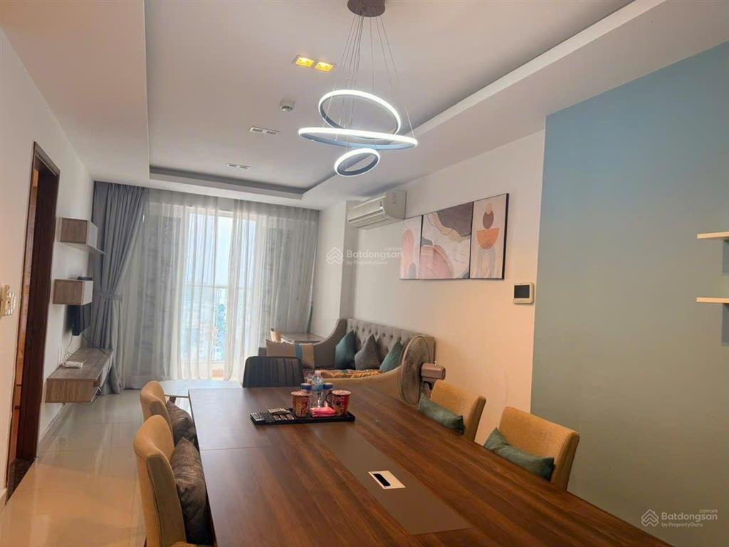 Cần cho thuê chcc sky center.  em 0379 944 *** sdt/zalo