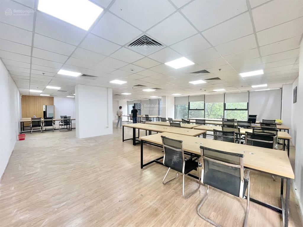 Cho thuê văn phòng 160m2 tại five star kim giang, thanh xuân giá chỉ 260k/m siêu hời uy tín