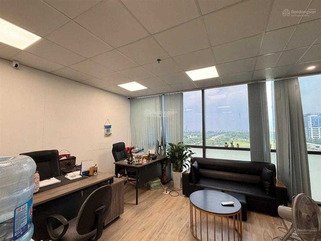 Cho thuê văn phòng lô góc 110m2 tại n01  t2 ngoại giao đoàn, giá chỉ từ 314k/m2/tháng