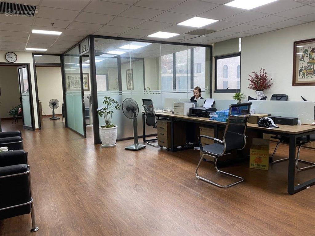 Cho thuê văn phòng 500m2 giá siêu rẻ chỉ 265.000đ/m2 tại trường chinh  thanh xuân