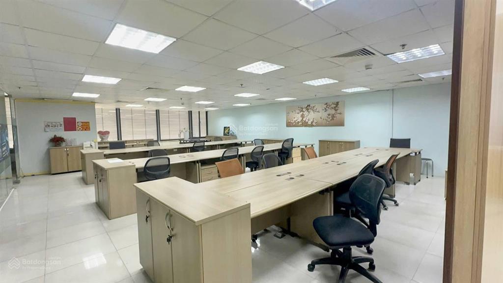 Cho thuê văn phòng 225m tòa diamond flower tower, hoàng đạo thúy, thanh xuân giá chỉ 59tr/tháng