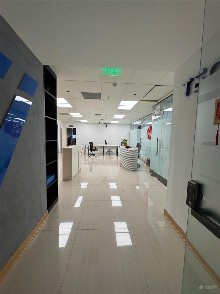 Chuyển nhượng văn phòng hud tower 37 lê văn lương, thanh xuân dt 327.9m2 giá 329k/m view tầng cao