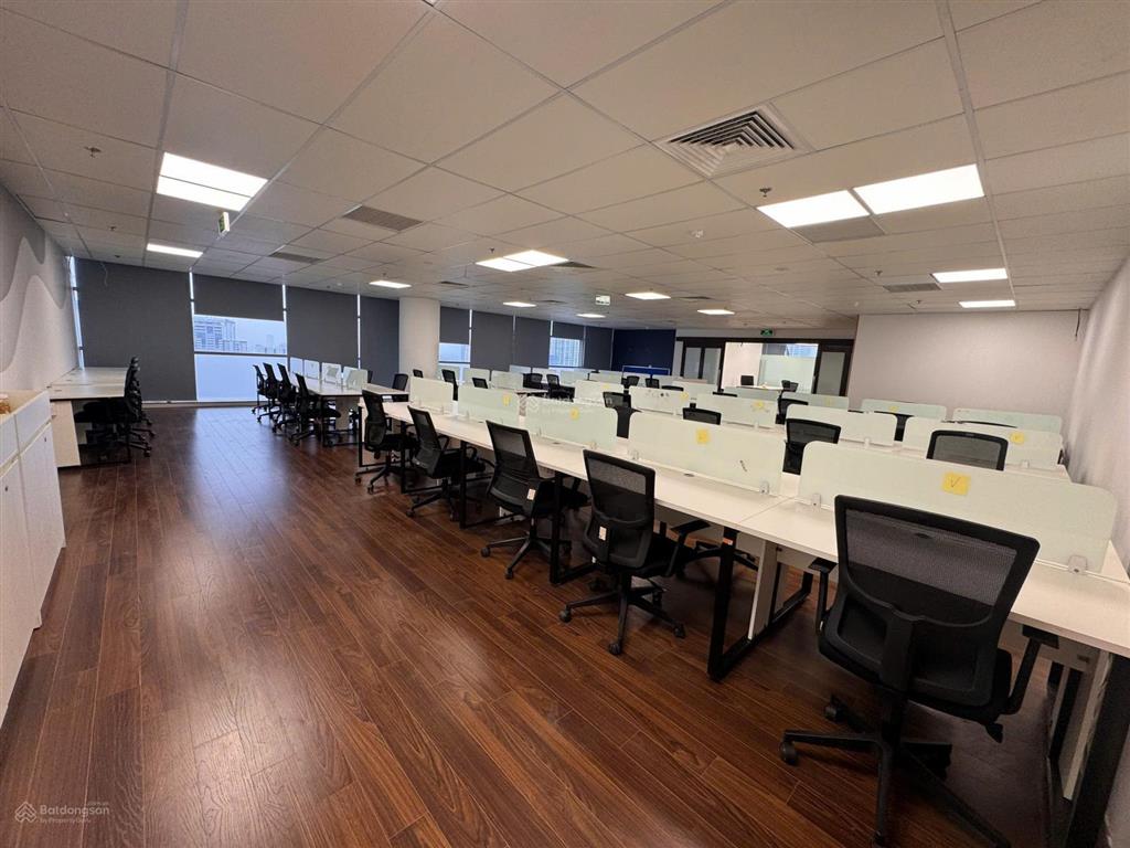 Chuyển nhượng văn phòng hud tower 37 lê văn lương, thanh xuân dt 327.9m2 giá 329k/m view tầng cao