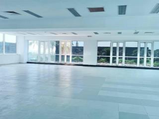 Cho thuê văn phòng diện tích 300m2 tại phố xã đàn  đống đa giá chỉ 310k/m2