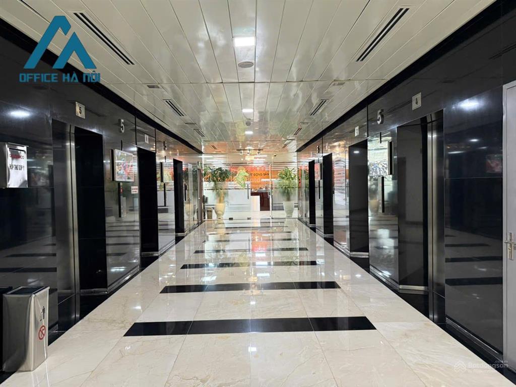 Cho thuê văn phòng hạng a geleximco 36 hoàng cầu dt 100m2 giá 55tr/th sẵn nội thất như hình
