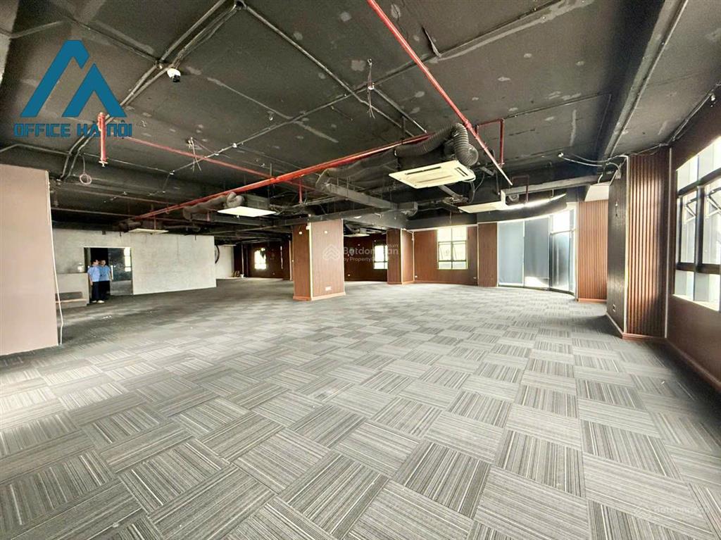 Cho thuê văn phòng 360m2 tại trần phú, hà đông, 95 triệu/tháng