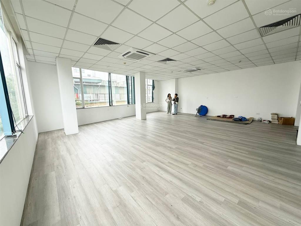 Cho thuê văn phòng lô góc 22,5 triệu/th dt 109m² tại hàn thuyên, p. phạm đình hổ, q. hai bà trưng