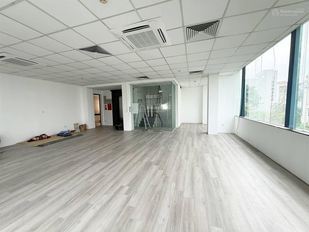 Cho thuê văn phòng lô góc 22,5 triệu/th dt 109m² tại hàn thuyên, p. phạm đình hổ, q. hai bà trưng
