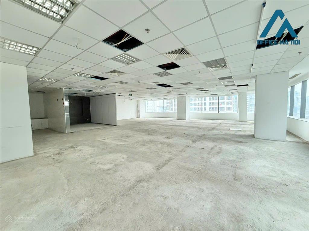 Cho thuê văn phòng lô góc 227m2 tại diamond flower tower hoàng đạo thúy, giá chỉ 380 nghìn/m2