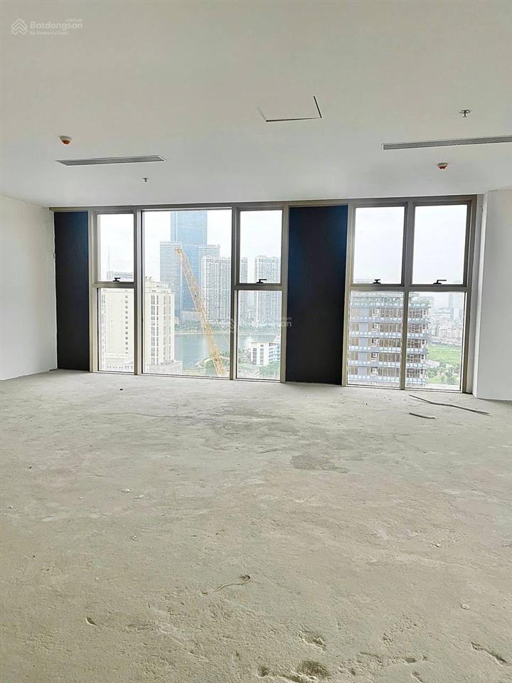 Cho thuê văn phòng epic tower 19 duy tân dt 100m2 giá 450 nghìn/m2 tại cầu giấy, hà nội