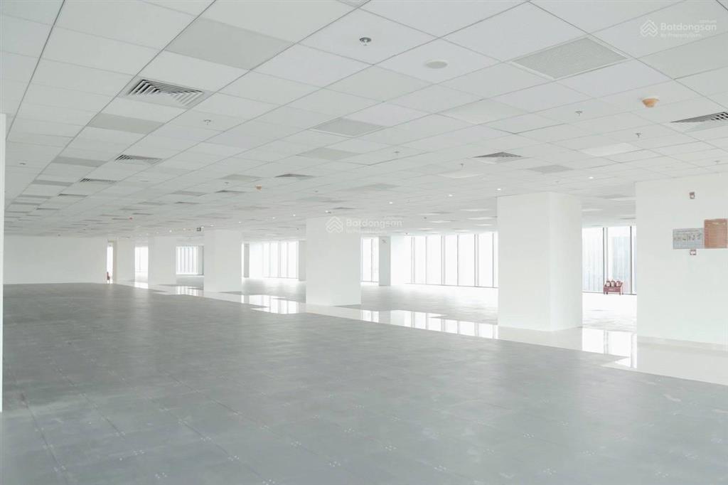 Cho thuê văn phòng hạng a tòa brg diamond park 16 láng hạ, giá 570 nghìn / m2, dt 500 m2 hàng hot