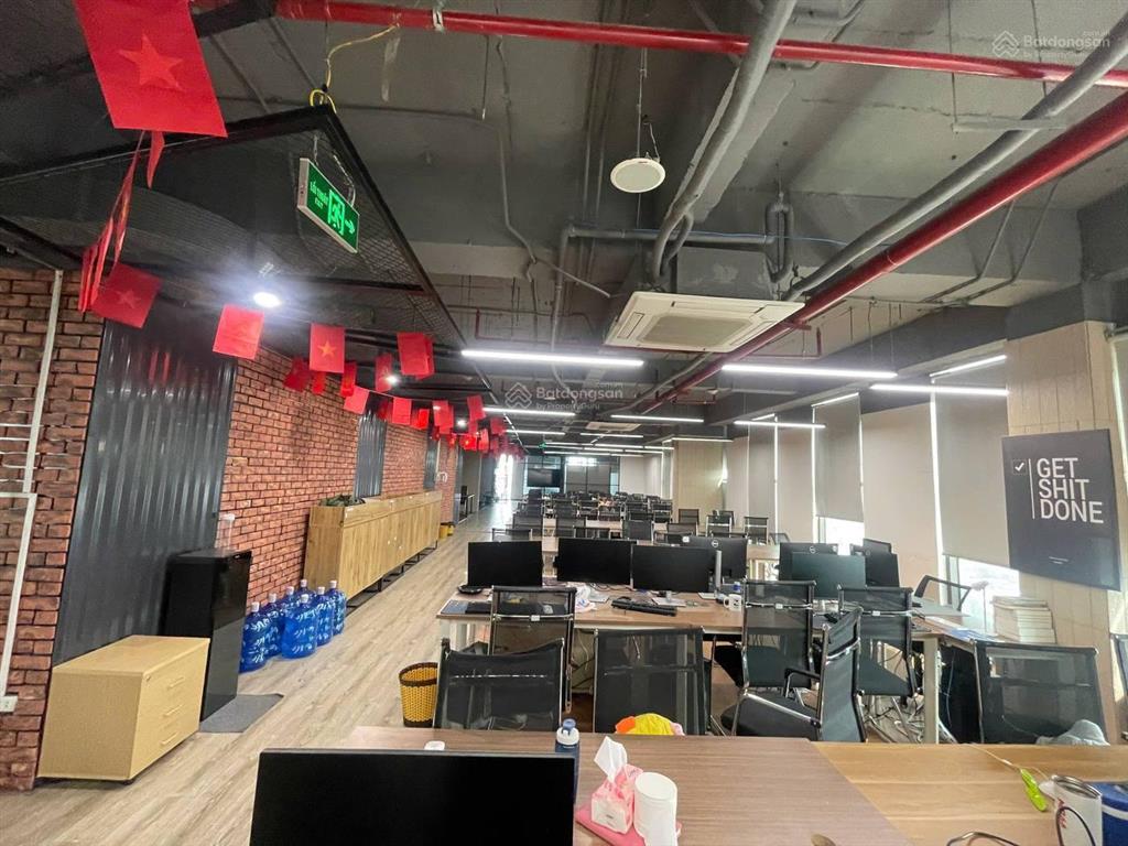 Cho thuê văn phòng hạng b 260m tại khuất duy tiến giá 310 nghìn / m2 hàng hot