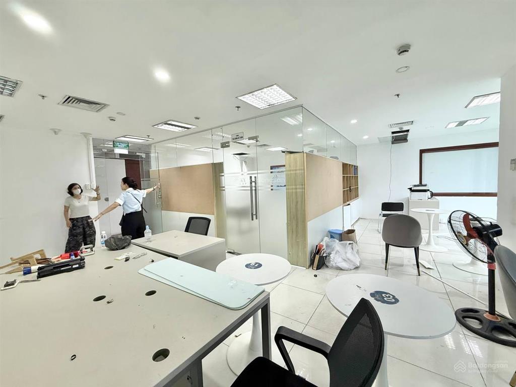 Cho thuê văn phòng 250m tại phố ngụy như kon tum, quận thanh xuân, giá chỉ 330 nghìn / m2